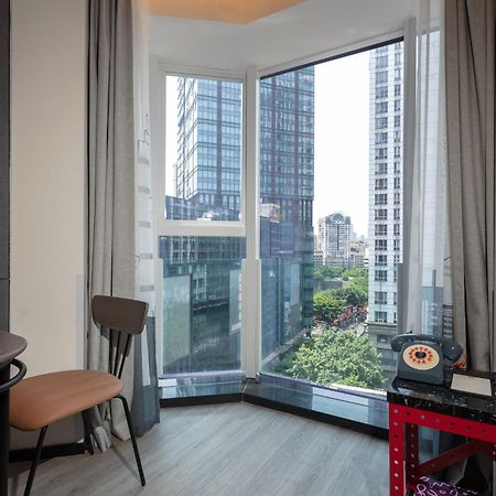 Hotel Moxy Chongqing Esterno foto