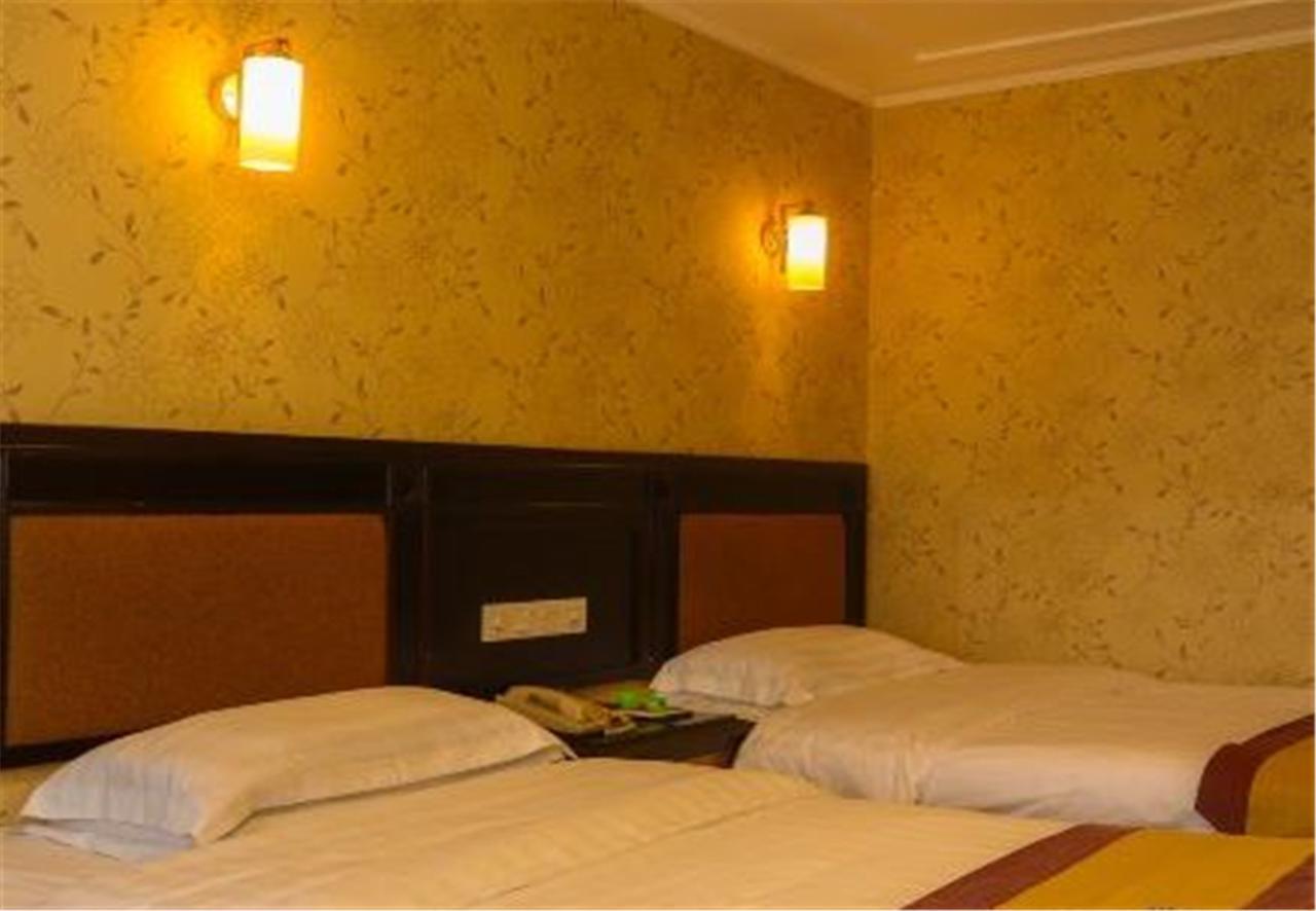 Hotel Moxy Chongqing Esterno foto